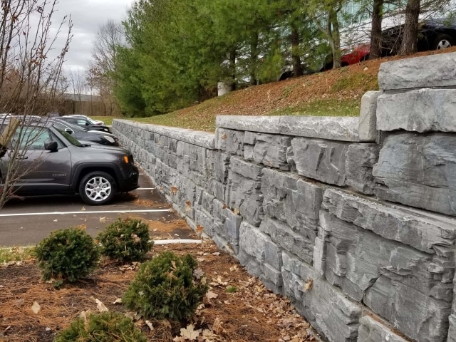 Parking lot in Lexington, KY, MagnumStone wall